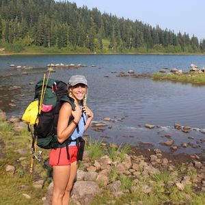 Meet your Posher, Hailey louise